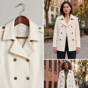 Sophisticated Liz Claiborne Ivory Peacoat – Timeless & Chic ✨